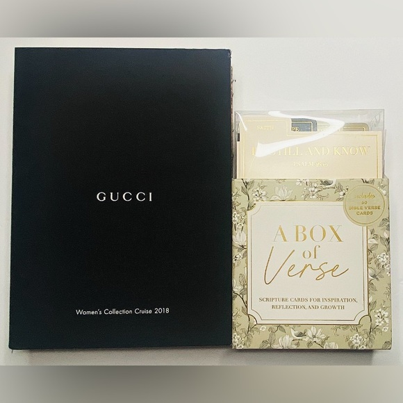 Gucci Collection Book Cruise 2018 w FREE Gucci pouch and hair ties - Picture 9 of 12